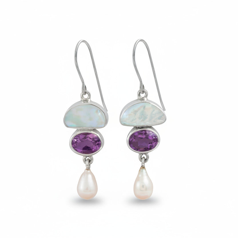 Amethyst Pink Freshwater Pearl Drop Earrings 3.22 Carat 18 Karat White Amethyst Pink Freshwater Pearl Drop Earrings 3.22 Carat 18 Karat White