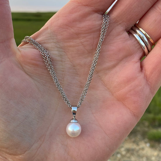 Silver Chain Pearl Necklace