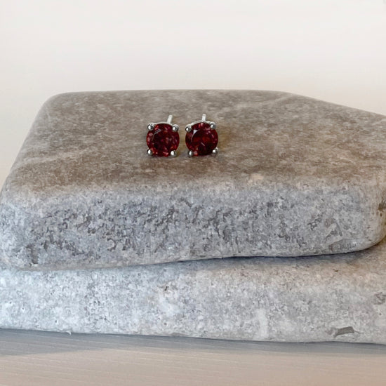 14k White Gold + Garnet Stud Earrings