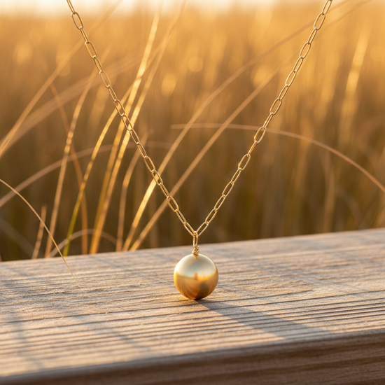 Golden Light Pearl Necklace