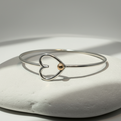 New! Cape Cod Heart Hook Bracelet