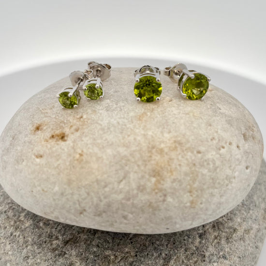 Sterling silver Peridot Stud Earrings