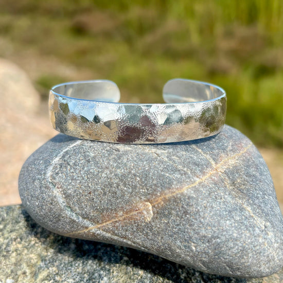Shoreline Cuff