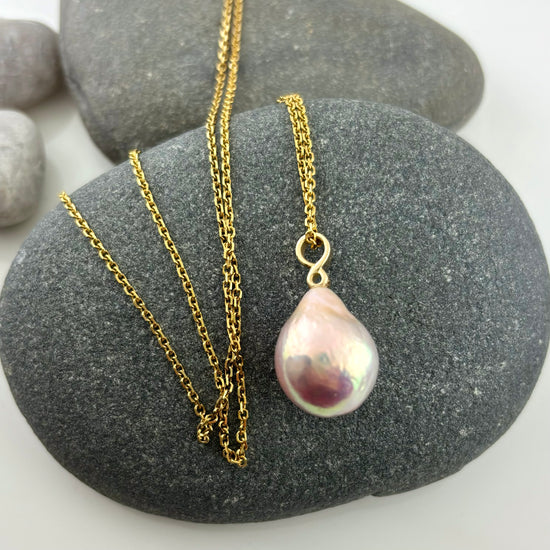 Amphitrite Long Pearl Necklace