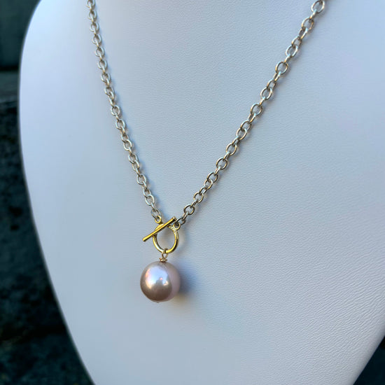 Two Tone Rose Pearl Necklace