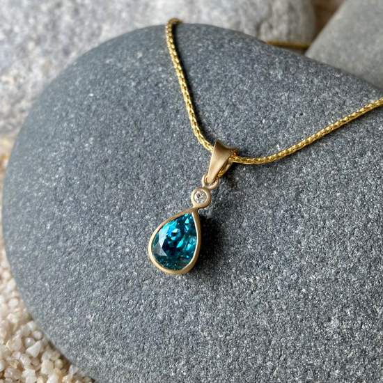 New! Blue Zircon Ocean Sparkle Necklace