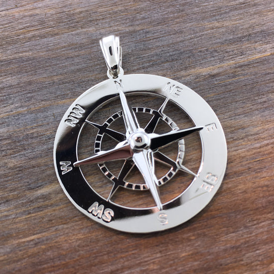 Extra Large Smooth Compass Rose Necklace