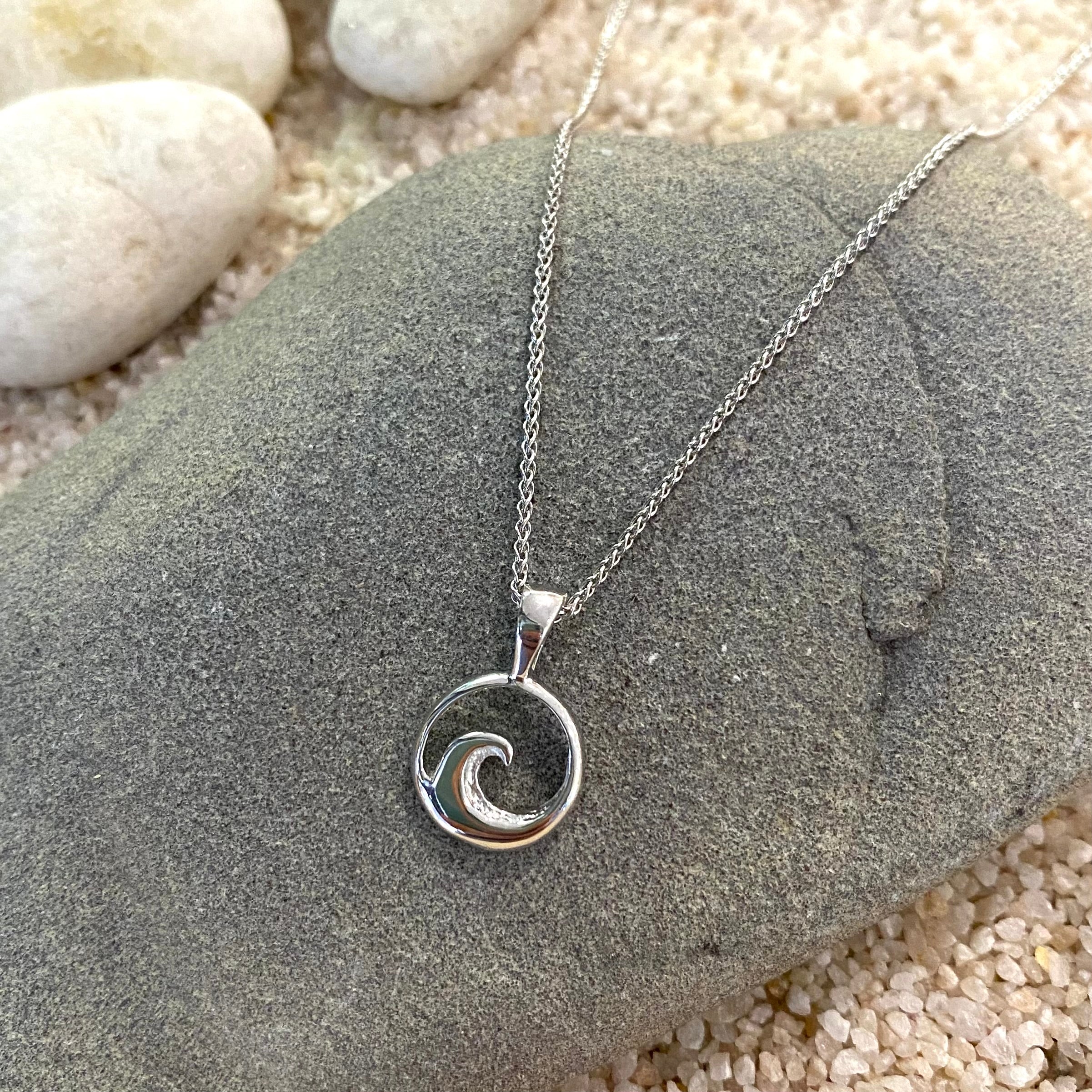Delicate Sterling Silver Wave Pendant with White Mother of Pearl & Cub