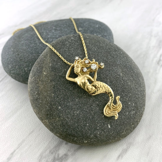 Glamour Mermaid Pendant