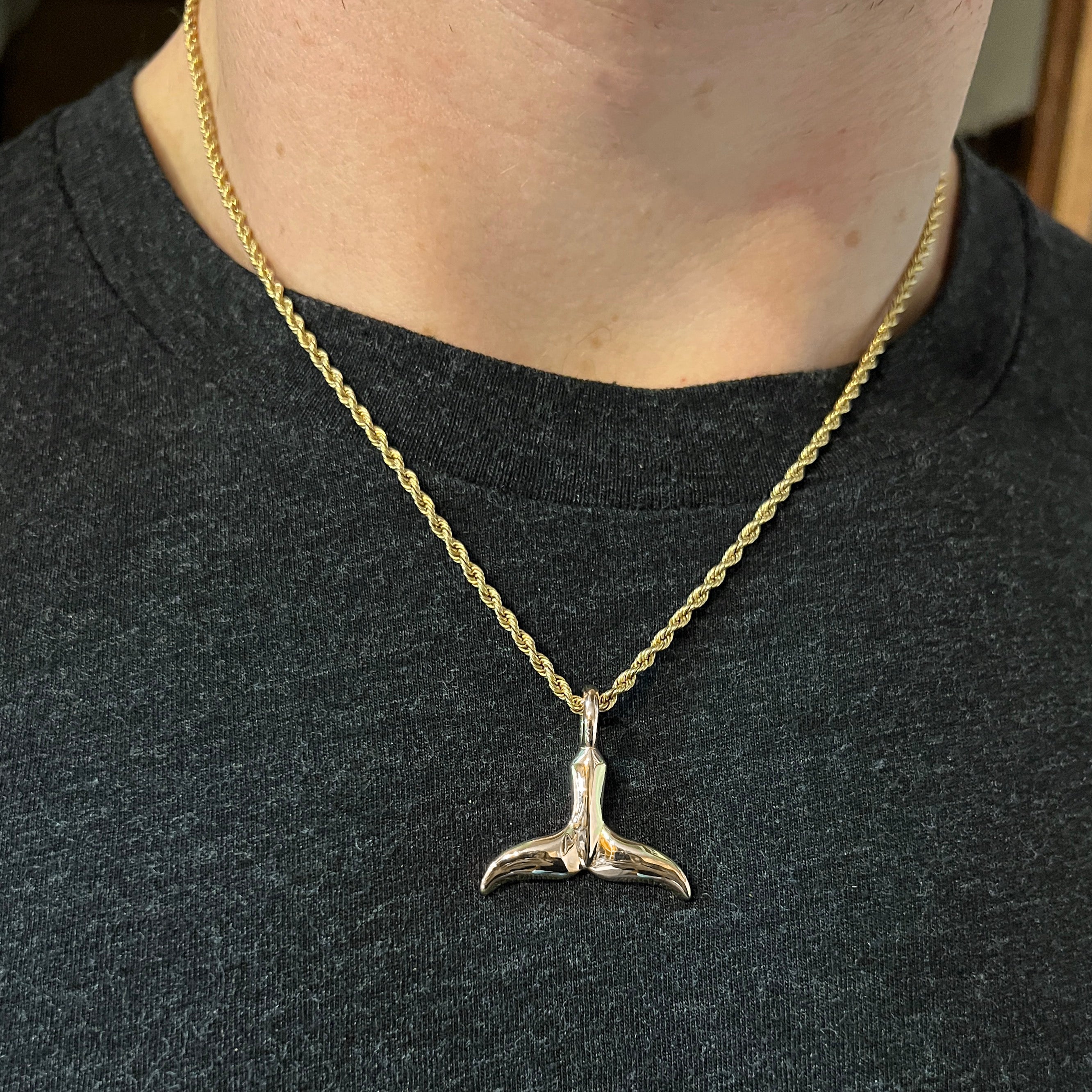 14K Gold Whale Tail Pendant with Diamonds – Island by Koa Nani